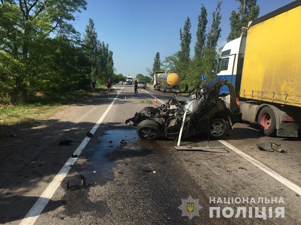 На Николаевщине произошло смертельное ДТП с участием четырех авто