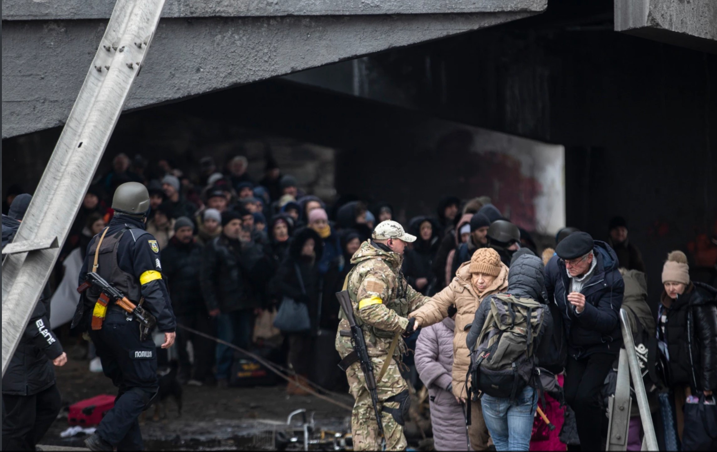 Из-за срыва эвакуации в Буче остались тысячи человек, в Гостомеле в блокаде  - дом престарелых