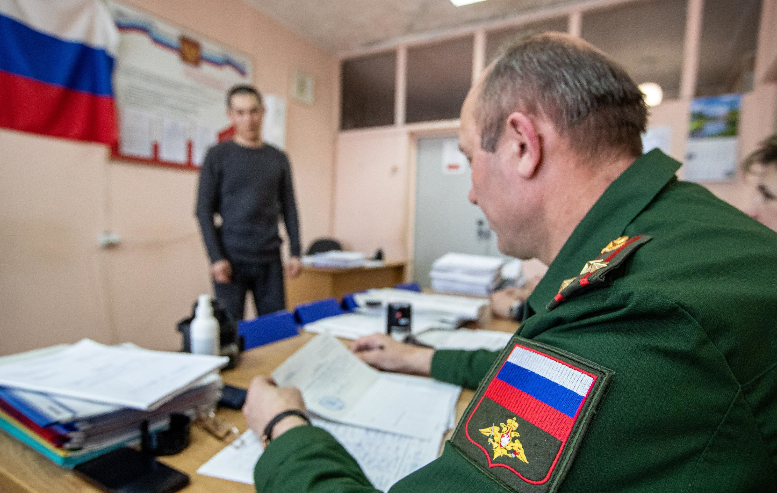 Военком мобилизация. Призывники. Группы призывников. Призывники фото. Весенний призыв.