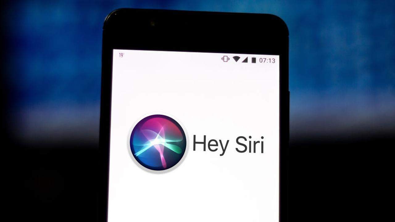 Голосовой помощник Siri выучит украинский язык